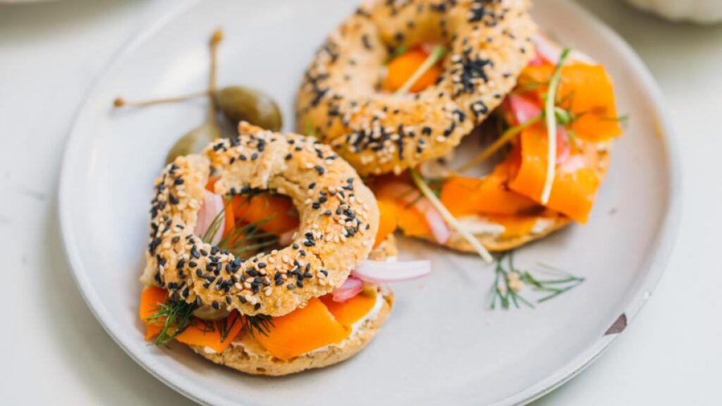 bagel con lox